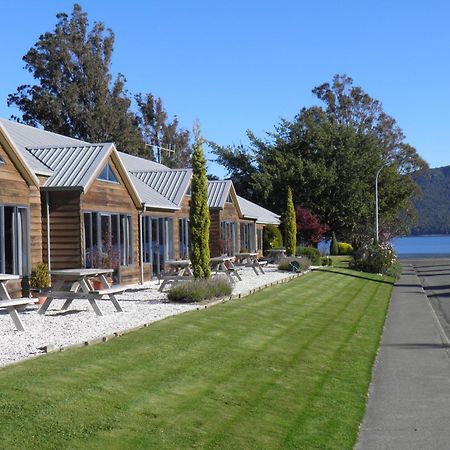 Lakefront Lodge Te Anau Exterior photo